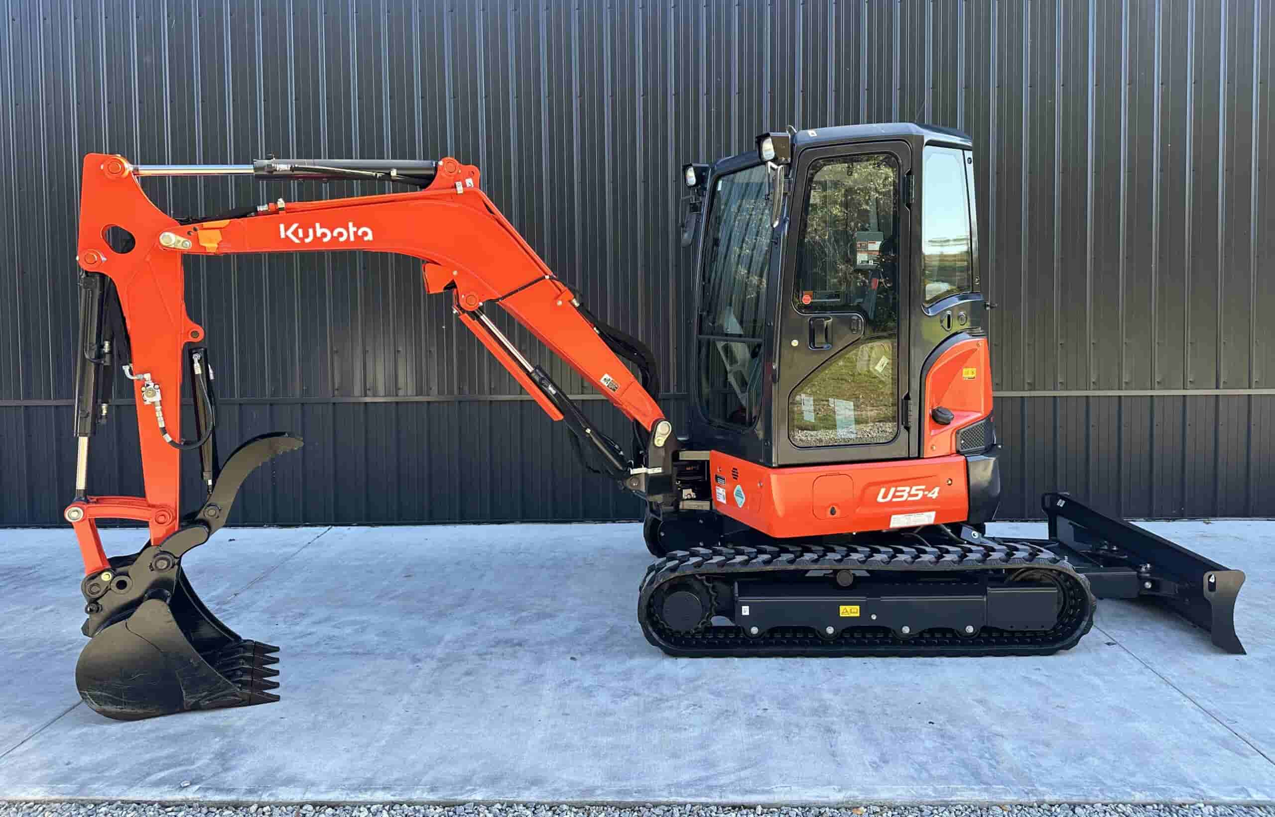 2021 KUBOTA U35-4 LIKE NEW
